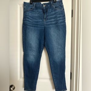 American eagle curvy jegging